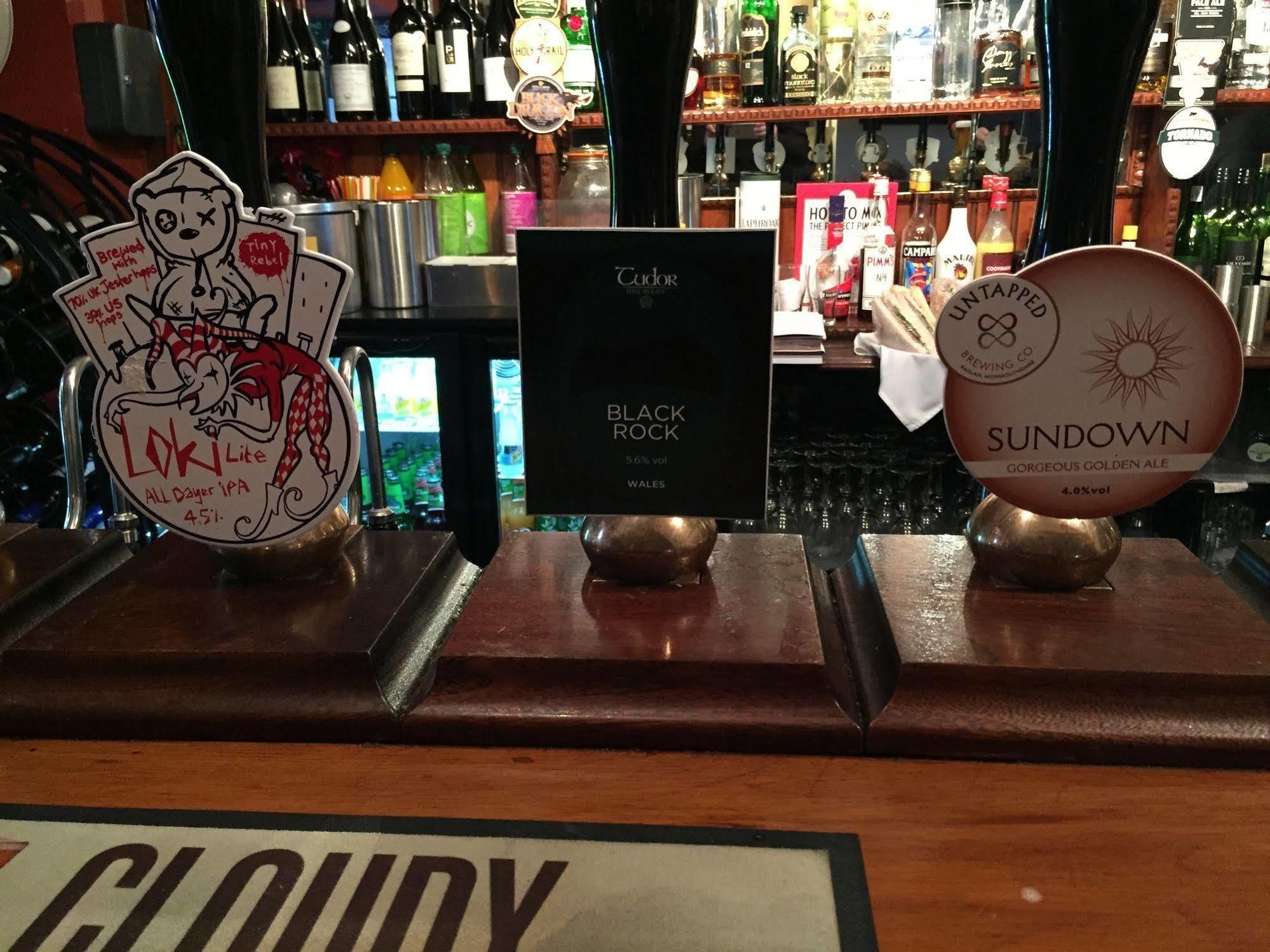 אסק The New Court Inn מראה חיצוני תמונה